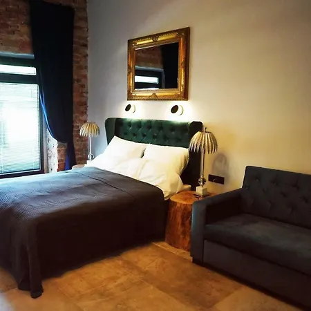 Centrum Rs Kowalska 12 *